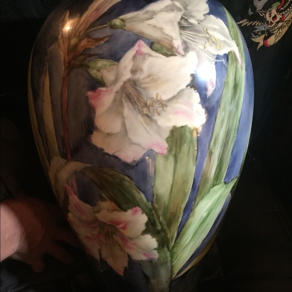 Belleek willets vase - Picture 2 of 8